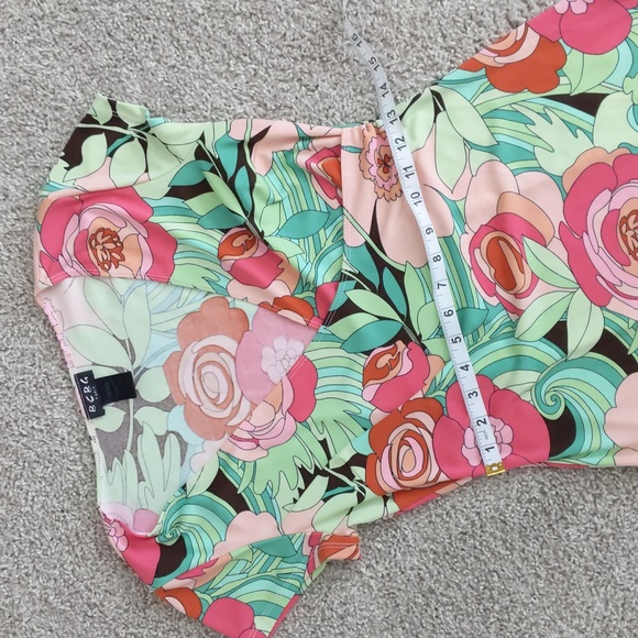 INCREDIBLE Vintage Y2K BCBG Floral Ruched V-Neck Cap sleeve Dress, Size S 🌸 - Picture 5 of 9